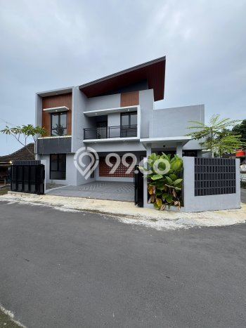 Dijual Cepat Rumah Bagus Siap Huni LB 135m2 di Sleman, Sleman Dijual Cepat Rumah Bagus Siap Huni LB 135m2 di Sleman, Sleman