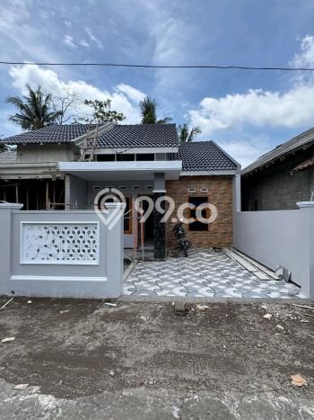 Rumah Strategis Modern Lb 75m2 di Sleman, Sleman Rumah Strategis Modern Lb 75m2 di Sleman, Sleman