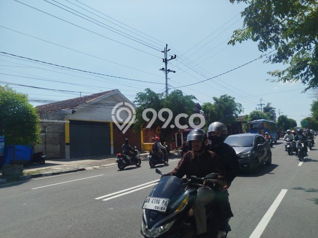 Ruko Komersial Disewakan di Mergangsan Yogyakarta Luas 544m2 Ruko Komersial Disewakan di Mergangsan Yogyakarta Luas 544m2