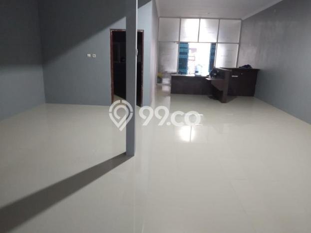 Area Ramai! Ruko Dijual di Ngaglik untuk Bisnis Luas Bangunan 161m2 Area Ramai! Ruko Dijual di Ngaglik untuk Bisnis Luas Bangunan 161m2