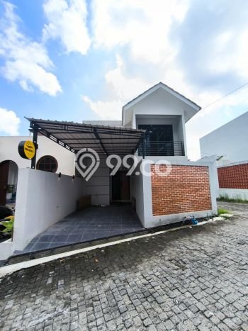 Rumah Modern Cantik 3 KT Bisa Langsung Pindah di Turi Rumah Modern Cantik 3 KT Bisa Langsung Pindah di Turi