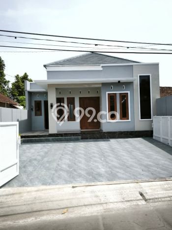 Rumah Luas Asri 3 KT Siap Pakai di Sleman Yogyakarta Rumah Luas Asri 3 KT Siap Pakai di Sleman Yogyakarta