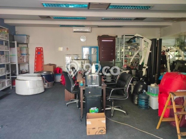 Hunian Elit LB 1374m2 Siap Huni Desain Elegan di Kemang, Jakarta Selatan Hunian Elit LB 1374m2 Siap Huni Desain Elegan di Kemang, Jakarta Selatan