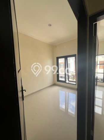 Rumah kawasan Gatot Subroto, 3 KT, Area Elite, LT 50m² Bangunan 80m² Rumah kawasan Gatot Subroto, 3 KT, Area Elite, LT 50m² Bangunan 80m²