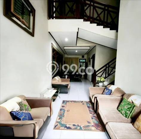 Jual Rumah Favorit Siap Huni LB 260m2 di Medan Selayang, Medan Jual Rumah Favorit Siap Huni LB 260m2 di Medan Selayang, Medan