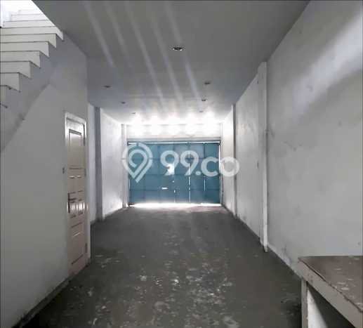 Area Ramai! Ruko Dijual di Medan Timur untuk Bisnis Luas Bangunan 384m2 Area Ramai! Ruko Dijual di Medan Timur untuk Bisnis Luas Bangunan 384m2