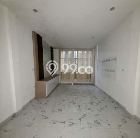 Ruko Dijual di Medan Polonia LT 64m2, LB 192m2 Solusi Investasi Cerdas Ruko Dijual di Medan Polonia LT 64m2, LB 192m2 Solusi Investasi Cerdas