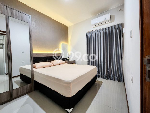 Rumah di , Bandung, LT 90m2m² LB 185m2m² Rumah di , Bandung, LT 90m2m² LB 185m2m²