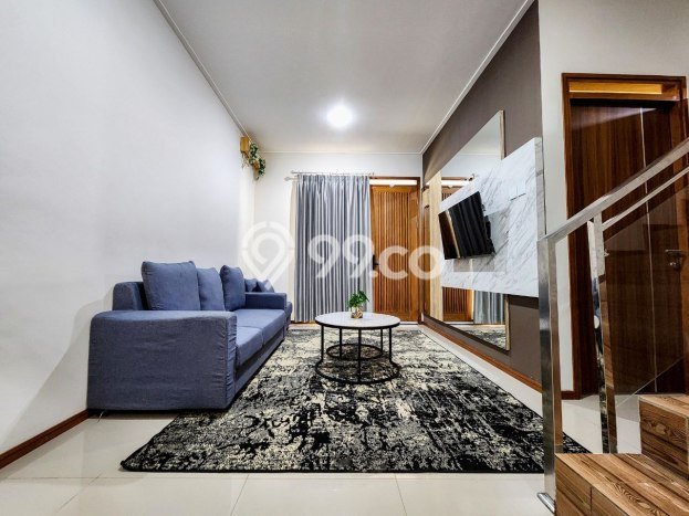 Rumah di , Bandung, LT 90m2m² LB 185m2m² Rumah di , Bandung, LT 90m2m² LB 185m2m²