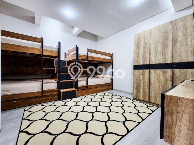 Rumah di , Bandung, LT 90m2m² LB 185m2m² Rumah di , Bandung, LT 90m2m² LB 185m2m²