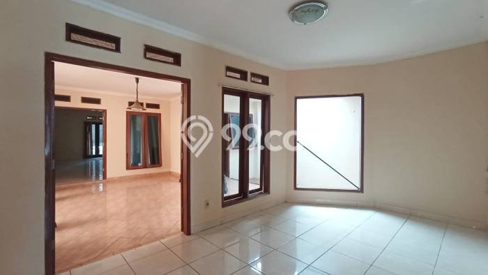 Rumah Elit LB 375m2 Siap Huni Desain Elegan di Cigadung, Bandung Rumah Elit LB 375m2 Siap Huni Desain Elegan di Cigadung, Bandung