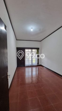 For Sale! Luxury House LT 779m2 Desain Elegan di Buah Batu For Sale! Luxury House LT 779m2 Desain Elegan di Buah Batu