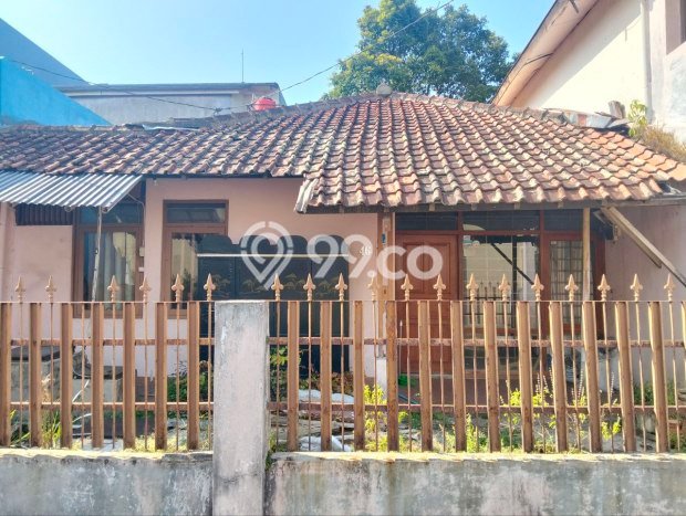 Jual Rumah Strategis Bagus Punya 5 KT di Arcamanik Bandung SHM Jual Rumah Strategis Bagus Punya 5 KT di Arcamanik Bandung SHM