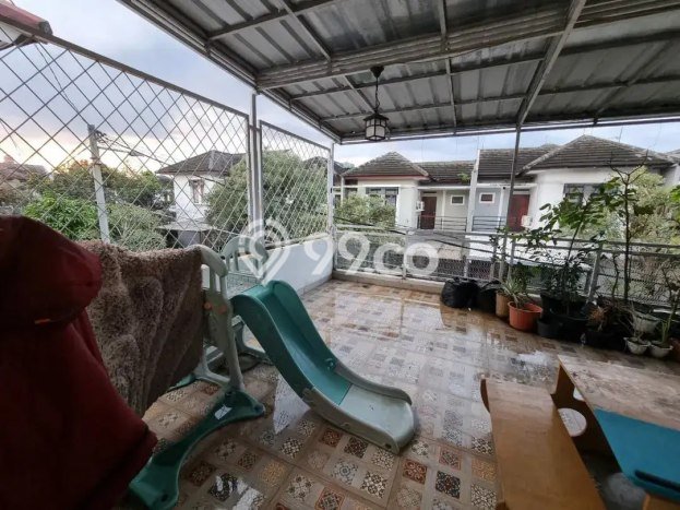 Rumah area Antapani, Bandung, Luas 120m² Bangunan 200m² Rumah area Antapani, Bandung, Luas 120m² Bangunan 200m²