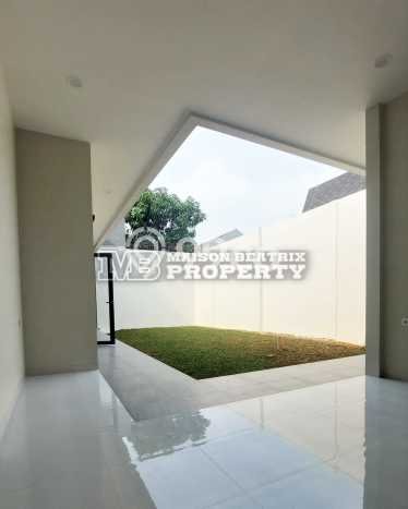 For Sale! Luxury House LT 375m2 Desain Elegan di BSD Puspita Loka For Sale! Luxury House LT 375m2 Desain Elegan di BSD Puspita Loka
