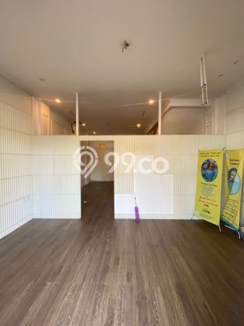 For Rent Ruko Kawasan Premium di BSD, Luas 140m2m², Siap Usaha For Rent Ruko Kawasan Premium di BSD, Luas 140m2m², Siap Usaha