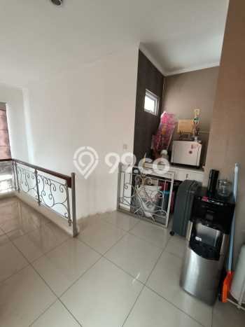 Dijual Rumah Luas Megah Dengan View Eksklusif di Gading Serpong, Tangerang Dijual Rumah Luas Megah Dengan View Eksklusif di Gading Serpong, Tangerang