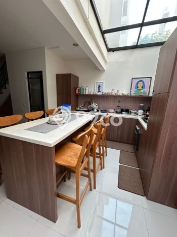 Rumah Modern Cantik 3 KT Siap Huni di BSD Rumah Modern Cantik 3 KT Siap Huni di BSD