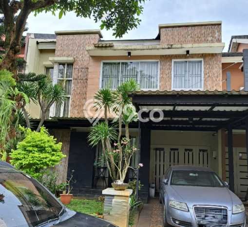 Rumah Eksklusif Siap Huni LT 162m2 di BSD, Tangerang Selatan Rumah Eksklusif Siap Huni LT 162m2 di BSD, Tangerang Selatan