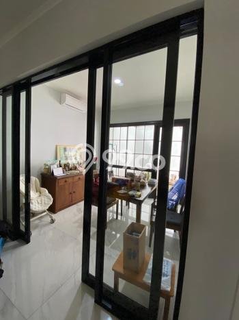 Ready to Use! Luxury House LT 126m2 Desain Modern di Alam Sutera Ready to Use! Luxury House LT 126m2 Desain Modern di Alam Sutera
