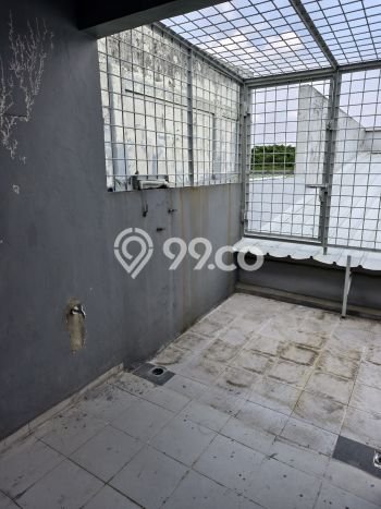 Disewakan Ruko di Kawasan Ramai Alam Sutera Luas 237m2 Disewakan Ruko di Kawasan Ramai Alam Sutera Luas 237m2