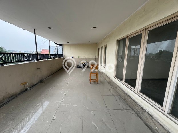 Unit Ruko Dijual di Bandung LT 176m2 & LB 312m2 Unit Ruko Dijual di Bandung LT 176m2 & LB 312m2