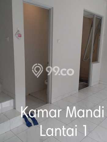 Disewakan! Rumah 2 Kamar Tidur &
2 Kamar Mandi di Gading Serpong, Tangerang Disewakan! Rumah 2 Kamar Tidur &
2 Kamar Mandi di Gading Serpong, Tangerang