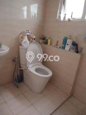 Rumah Area Strategis di Serpong Utara, Tangerang Selatan, LT 90m2m² Bangunan 70m2m² Rumah Area Strategis di Serpong Utara, Tangerang Selatan, LT 90m2m² Bangunan 70m2m²