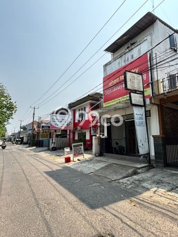 POTENSI BESAR! Ruko di Narogong, Luas 160m2m², Area Bisnis POTENSI BESAR! Ruko di Narogong, Luas 160m2m², Area Bisnis