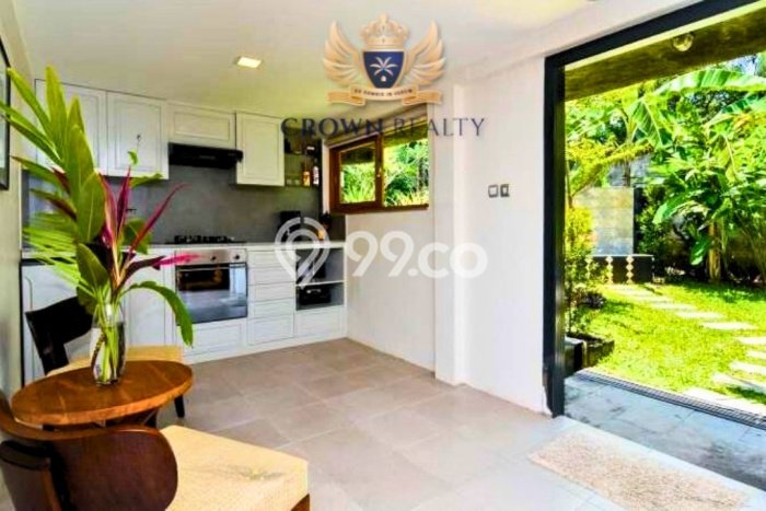 LOKASI STRATEGIS! Vila Kawasan , Area 3220m2m², Lingkungan Prima LOKASI STRATEGIS! Vila Kawasan , Area 3220m2m², Lingkungan Prima