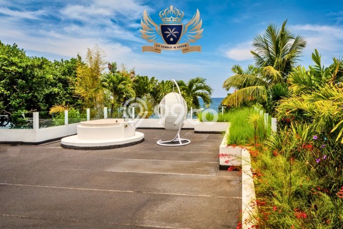 FOR SALE! Vila di , Luas 700m2m², Akses ke Pusat Kota FOR SALE! Vila di , Luas 700m2m², Akses ke Pusat Kota