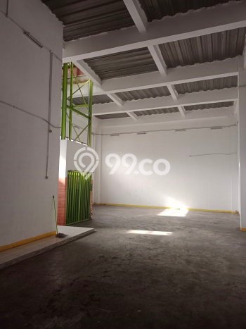 Disewakan Gudang di Kawasan Ramai Batu Sari Luas 459m2 Disewakan Gudang di Kawasan Ramai Batu Sari Luas 459m2