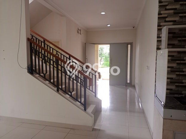 For Sale Rumah Mewah Exclusive di Pagedangan, Tangerang For Sale Rumah Mewah Exclusive di Pagedangan, Tangerang