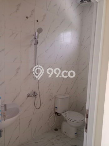 Jual Rumah Favorit Siap Huni LB 250m2 di Serpong, Tangerang Selatan Jual Rumah Favorit Siap Huni LB 250m2 di Serpong, Tangerang Selatan