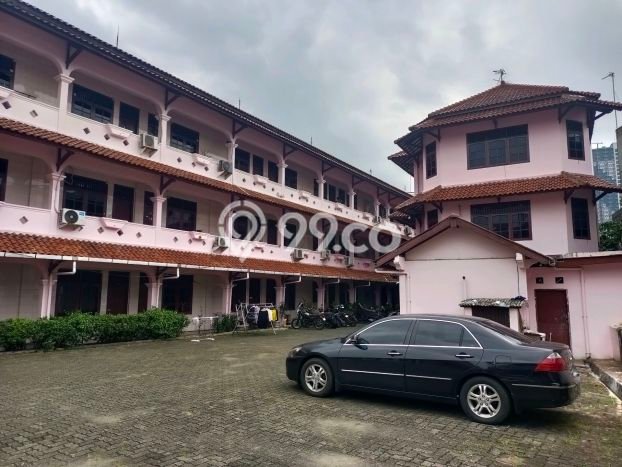 Kost Dijual di Margonda dengan 68 KT dan Luas 1600m2 Kost Dijual di Margonda dengan 68 KT dan Luas 1600m2