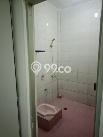 Kost Dijual di Margonda dengan 68 KT dan Luas 1600m2 Kost Dijual di Margonda dengan 68 KT dan Luas 1600m2