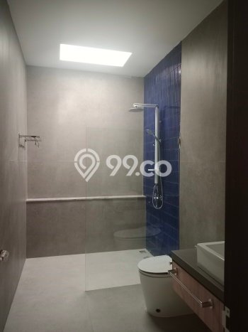 Hunian Mewah Siap Huni LT 204m2 di Alam Sutera, Tangerang Hunian Mewah Siap Huni LT 204m2 di Alam Sutera, Tangerang