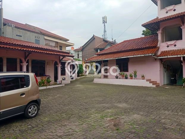 Kost Dijual di Margonda dengan 68 KT dan Luas 1600m2 Kost Dijual di Margonda dengan 68 KT dan Luas 1600m2