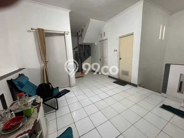Jual Rumah Luas Elegan Dengan View Cantik di Taman Royal, Tangerang Jual Rumah Luas Elegan Dengan View Cantik di Taman Royal, Tangerang