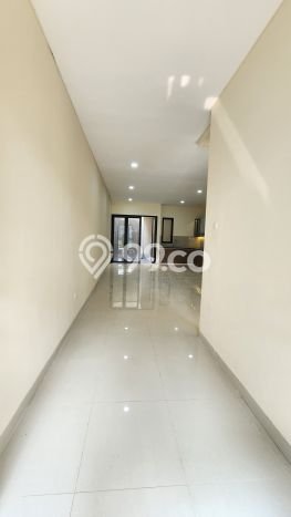 Hot Offer Hunian Mewah Ideal dan Luas di Cipondoh, Tangerang Hot Offer Hunian Mewah Ideal dan Luas di Cipondoh, Tangerang