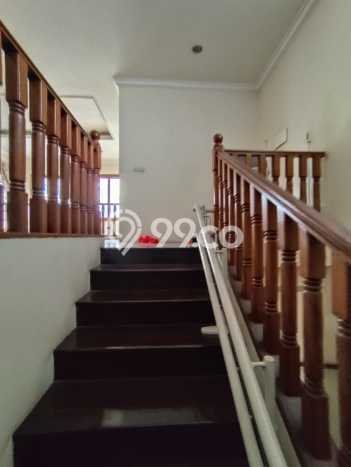 Jual Rumah Mewah Megah Dengan View Cantik di Mampang, Jakarta Selatan Jual Rumah Mewah Megah Dengan View Cantik di Mampang, Jakarta Selatan