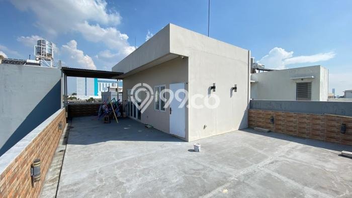 Rumah Mewah LB 450m2 Siap Pakai Desain Elegan di Taman Ratu, Jakarta Barat Rumah Mewah LB 450m2 Siap Pakai Desain Elegan di Taman Ratu, Jakarta Barat
