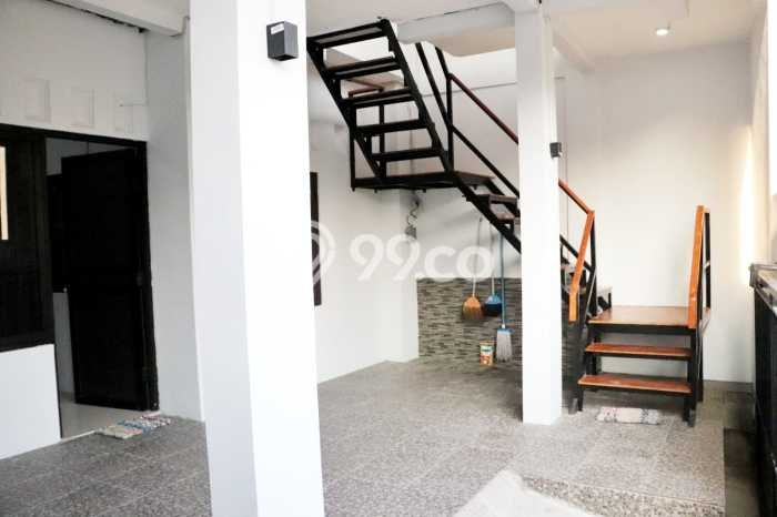 Unit Kost Dijual di Tembalang dengan 11 Kamar Tidur & Luas Bangunan 230m2 Unit Kost Dijual di Tembalang dengan 11 Kamar Tidur & Luas Bangunan 230m2