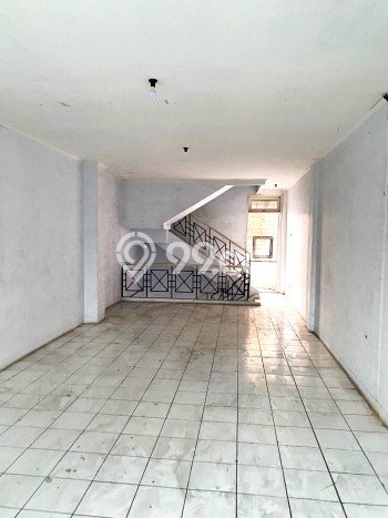 Disewakan Ruko di Kawasan Ramai Kalideres Luas 196m2 Disewakan Ruko di Kawasan Ramai Kalideres Luas 196m2
