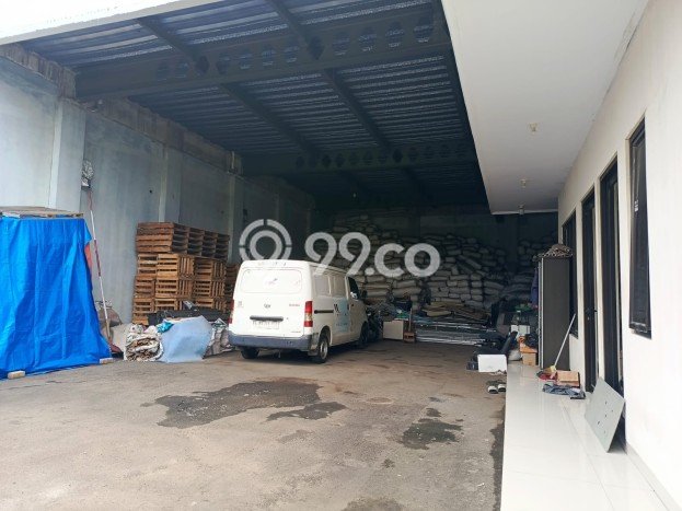 Dijual Rumah Luas Elegan Dengan View Eksklusif di Kalideres, Jakarta Barat Dijual Rumah Luas Elegan Dengan View Eksklusif di Kalideres, Jakarta Barat