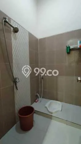 Unit Kost Dijual di Kemanggisan dengan 15 Kamar Area Ramai Unit Kost Dijual di Kemanggisan dengan 15 Kamar Area Ramai