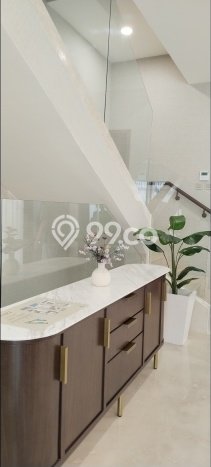 Rumah Elit Modern Siap Huni di Bintaro Jakarta Selatan Rumah Elit Modern Siap Huni di Bintaro Jakarta Selatan
