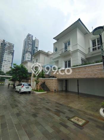 Dijual Rumah Premium dengan Fasilitas Sekitar Lengkap di Cilandak, Jakarta Selatan Dijual Rumah Premium dengan Fasilitas Sekitar Lengkap di Cilandak, Jakarta Selatan