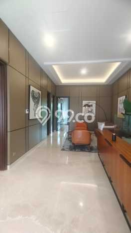Dijual Rumah Luas Elegan Dengan View Cantik di Veteran, Jakarta Selatan Dijual Rumah Luas Elegan Dengan View Cantik di Veteran, Jakarta Selatan
