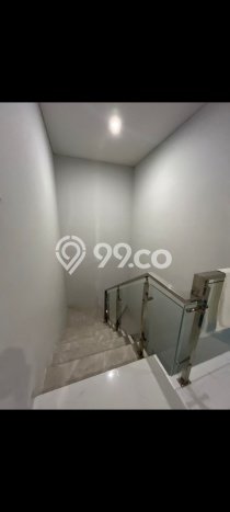 Rumah Luxury Modern Tanpa Renovasi di Citraland Makassar Rumah Luxury Modern Tanpa Renovasi di Citraland Makassar